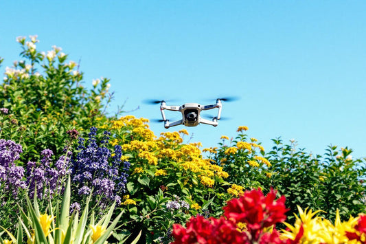 Peut-on faire voler un drone dans son jardin ? Réglementation et conseils pratiques